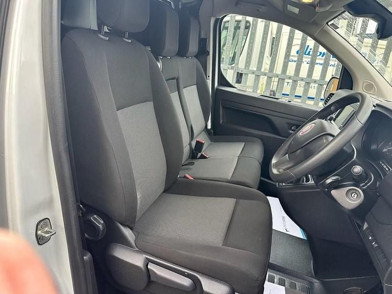 Used Fiat Scudo S 120 HP (88 kW) 2023 White Van