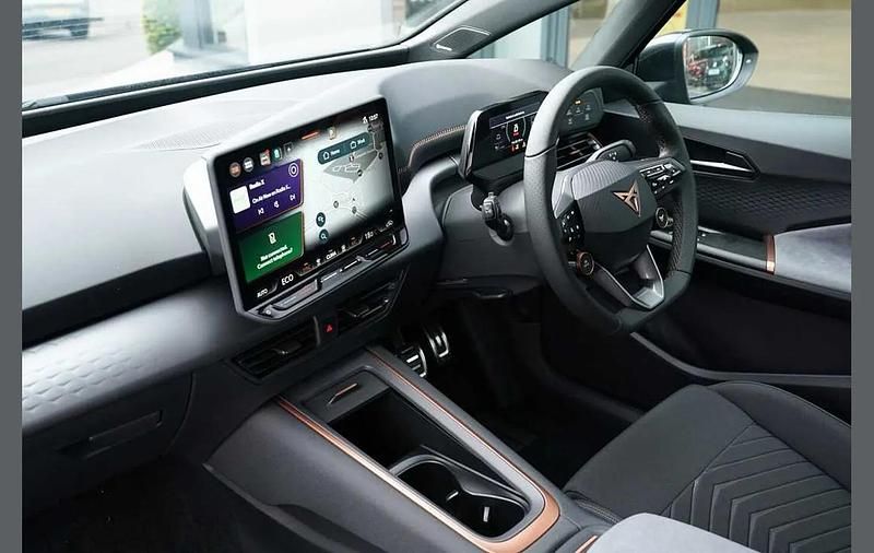 Ny Cupra Born e-Boost 169 kW (231 HK) 2025 Blå Halvkombi