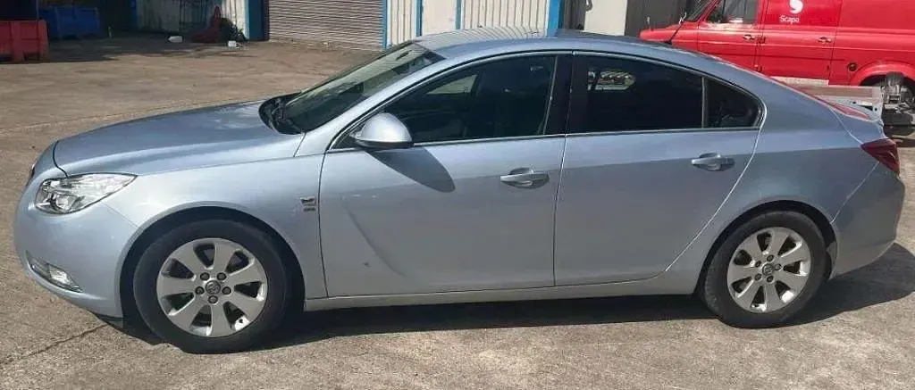 Used Vauxhall Insignia SRi 2013 Silver Hatchback