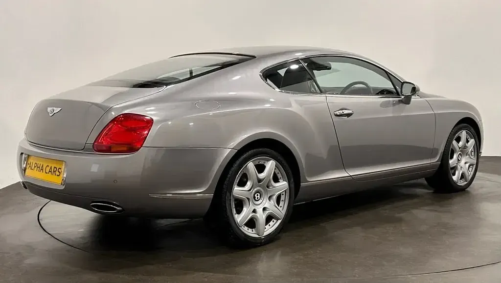 Used Bentley Continental 552 HP (405 kW) 2007 Silver Coupe