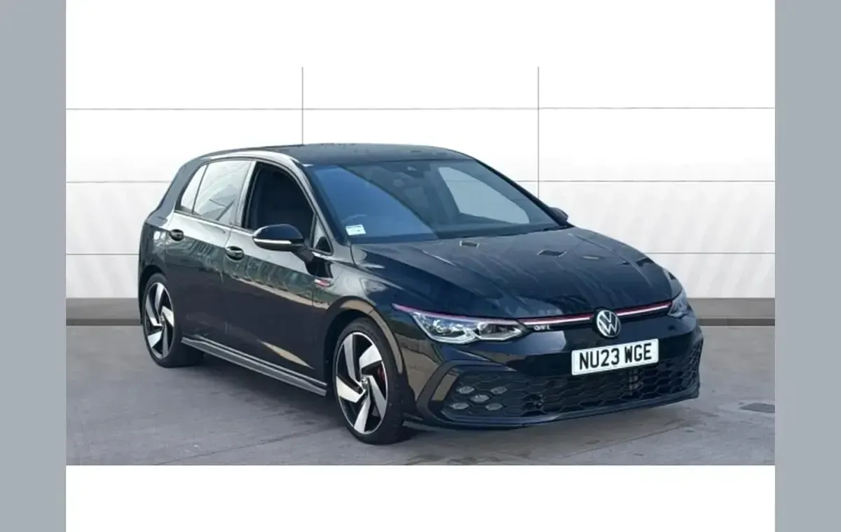 Used VW Golf VIII GTI 245 HP (180 kW) 2023 Hatchback