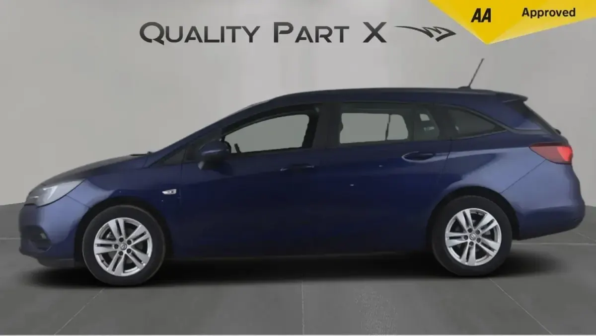 Begagnad Vauxhall Astra Business Edition 2021 Blå Kombi