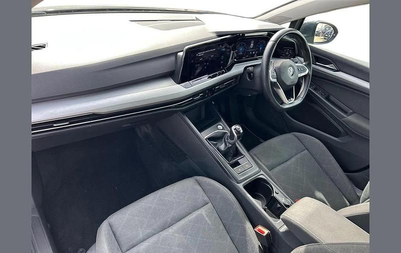 Used VW Golf VIII Life 113 HP (83 kW) 2022 Grey Hatchback