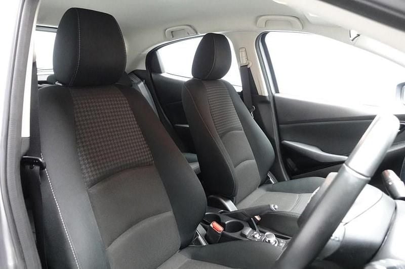 Used Mazda 2 90 HP (66 kW) 2018 Silver Hatchback