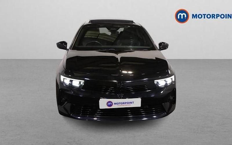 Used Vauxhall Astra Ultimate 131 HP (96 kW) 2025 Hatchback