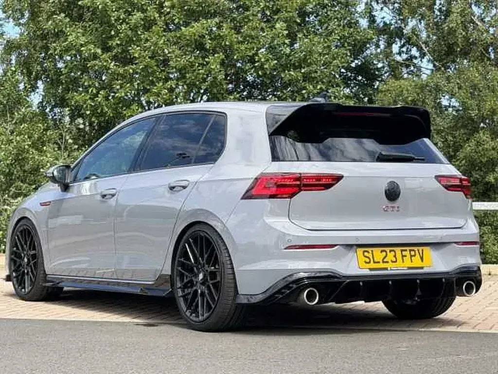 Used VW Golf VIII GTI 245 HP (180 kW) 2023