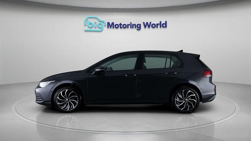 Used VW Golf VIII Life 110 HP (80 kW) 2022 Grey Hatchback