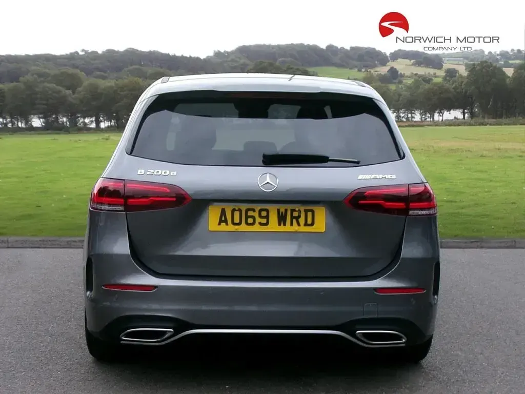 Used Mercedes B200 AMG Line Premium Plus 2019 Grey Hatchback