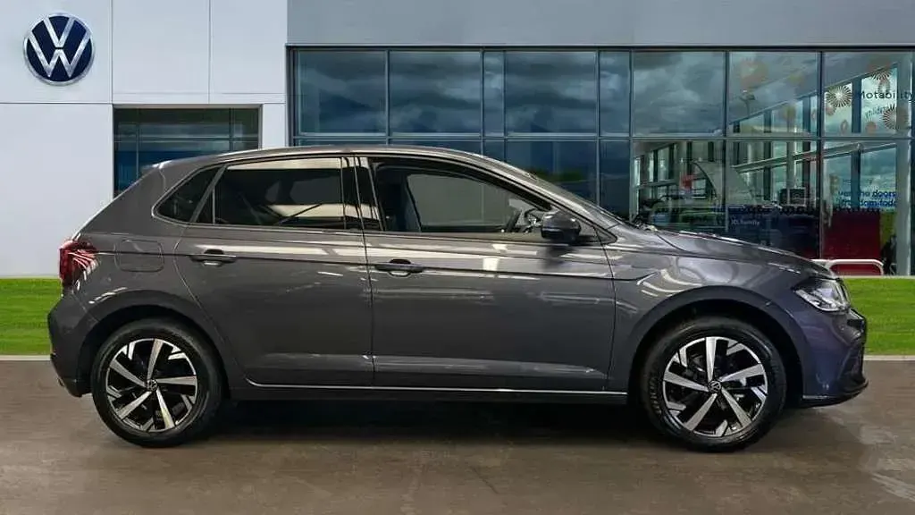 New VW Polo Match 95 HP (69 kW) 2026 Smokey grey metallic Hatchback