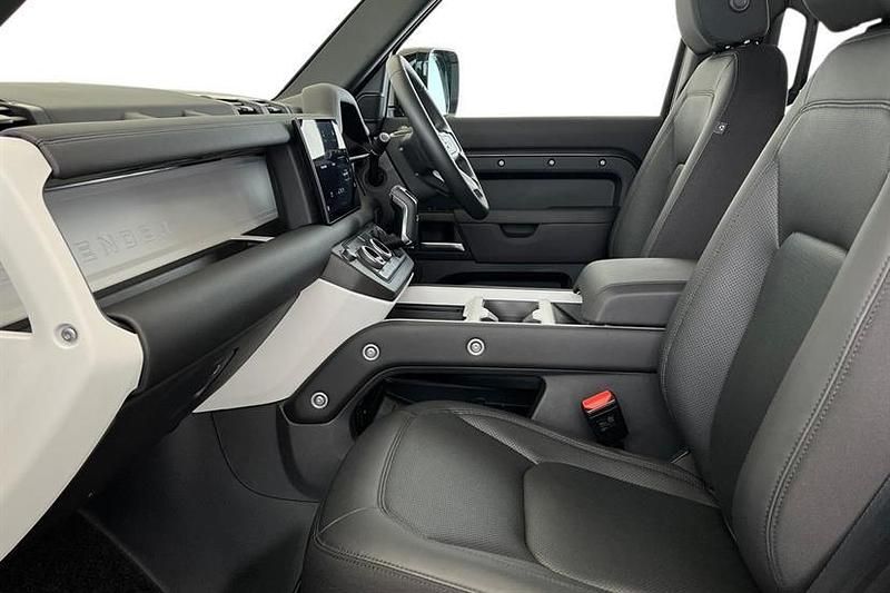 Used Land Rover Defender S 250 HP (183 kW) 2024 Grey SUV