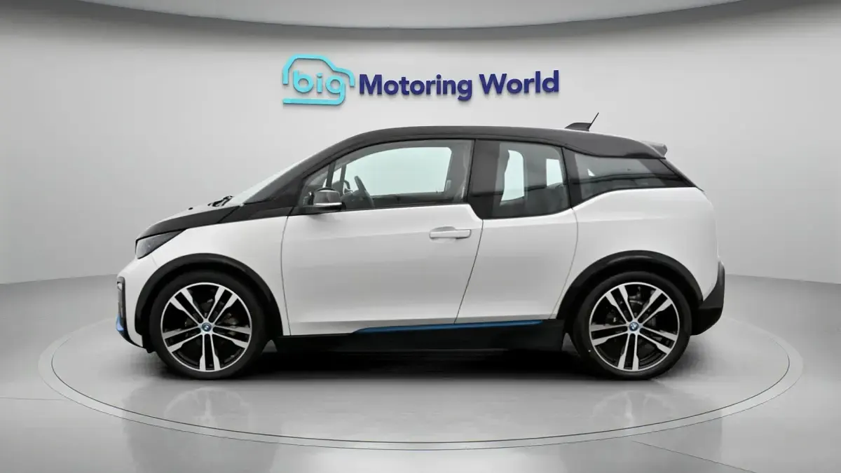 Used BMW i3 135 kW (184 HP) 2021 White Hatchback