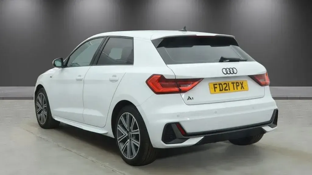 Used Audi A1 Sportback S-Line 95 HP (69 kW) 2021 White Hatchback