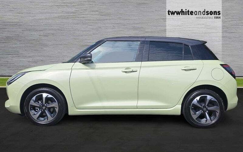 Used Suzuki Swift 82 HP (60 kW) 2024 Yellow Hatchback