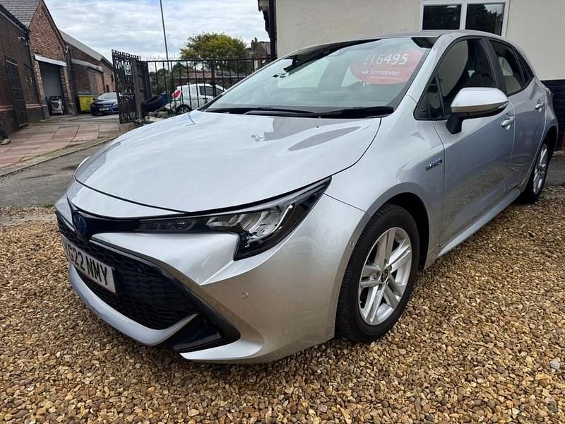 Silver Used 2022 Toyota Corolla Hatchback | £16,495 (Good price) - Image 1/4
