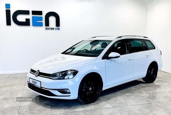 White Used 2017 VW Golf VII GT Estate | £12,440 (Fair price) - Image 1/3