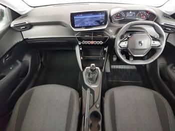 Second-hand Peugeot 208 Style 101 CP (74 kW) 2025 Alb Hatchback