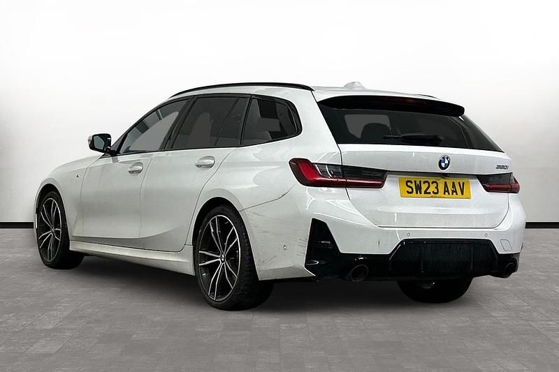 Used BMW 320 M Sport 181 HP (133 kW) 2023 White Estate