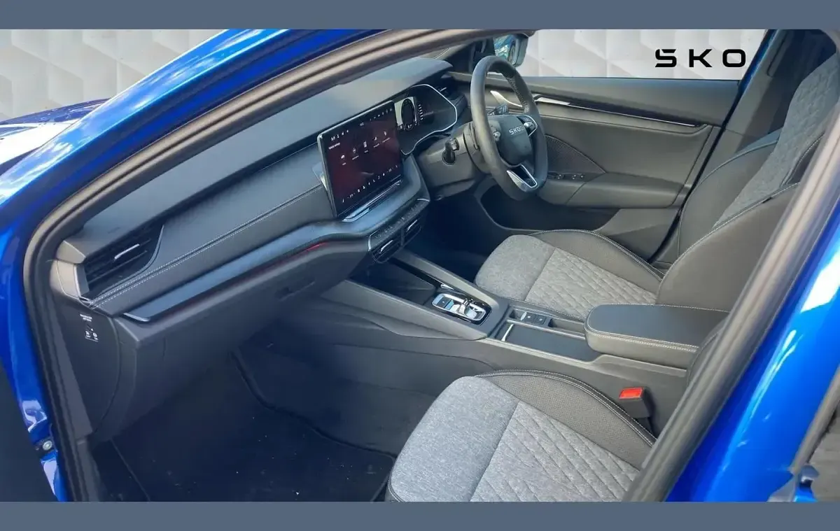 Usado Skoda Octavia SportLine 147 CV (108 kW) 2026 Azul Familiar