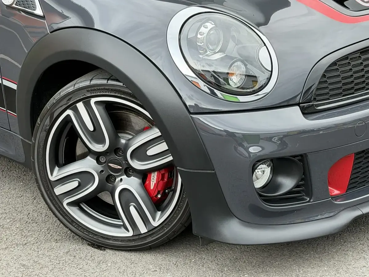 Used Mini John Cooper Works Hatch 218 HP (160 kW) 2013 Grey Hatchback