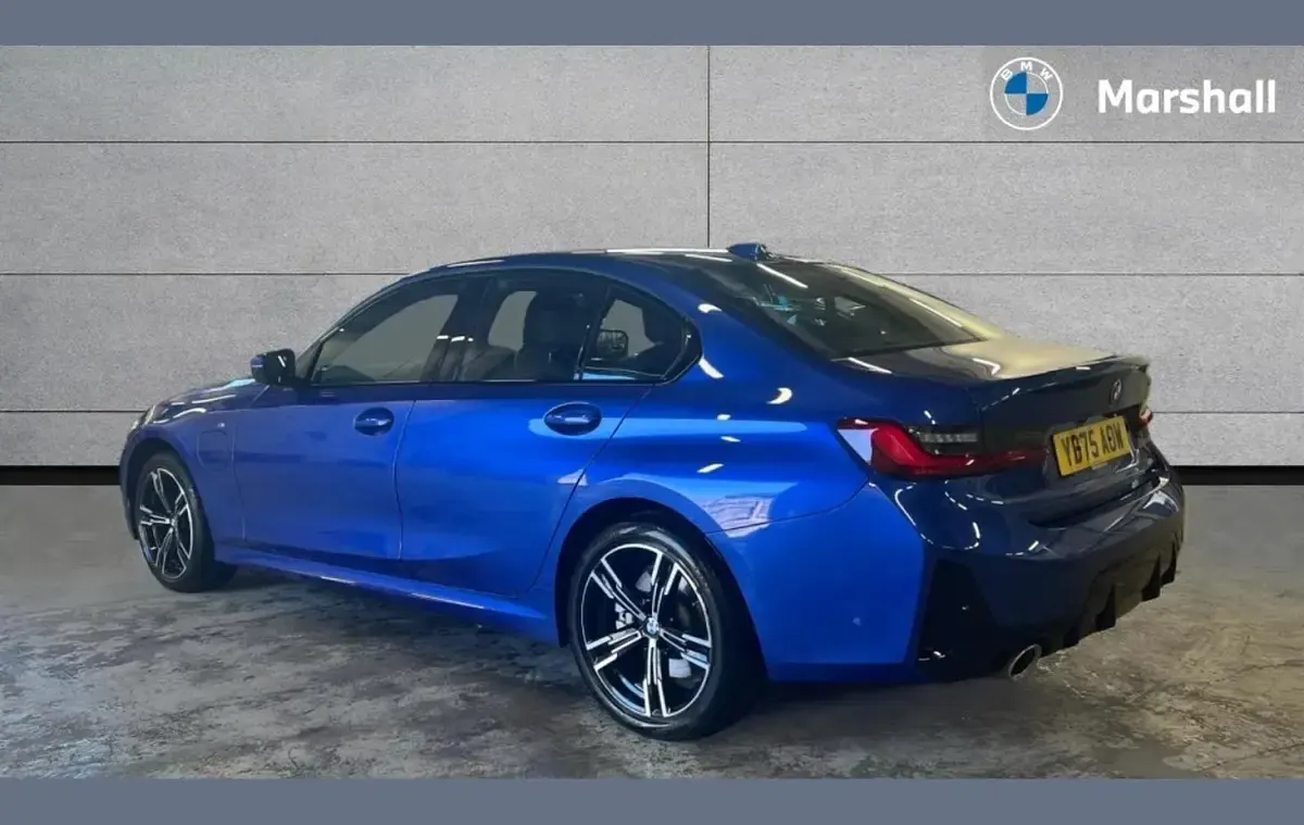 Used BMW 330 M Sport 288 HP (211 kW) 2025 Blue Sedan