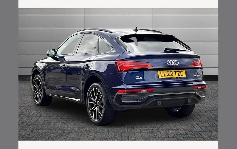 Used Audi Q5 Sportback Advanced 265 HP (194 kW) 2022 Blue SUV