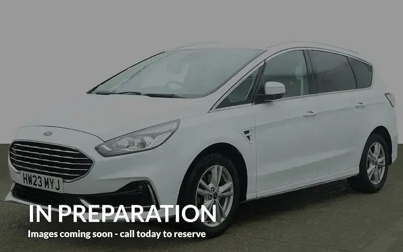Used Ford S-MAX Titanium 190 HP (139 kW) 2022 White MPV