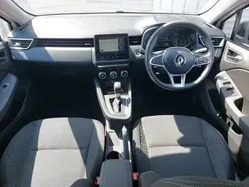 Used Renault Clio Evolution 145 HP (106 kW) 2023 White Hatchback