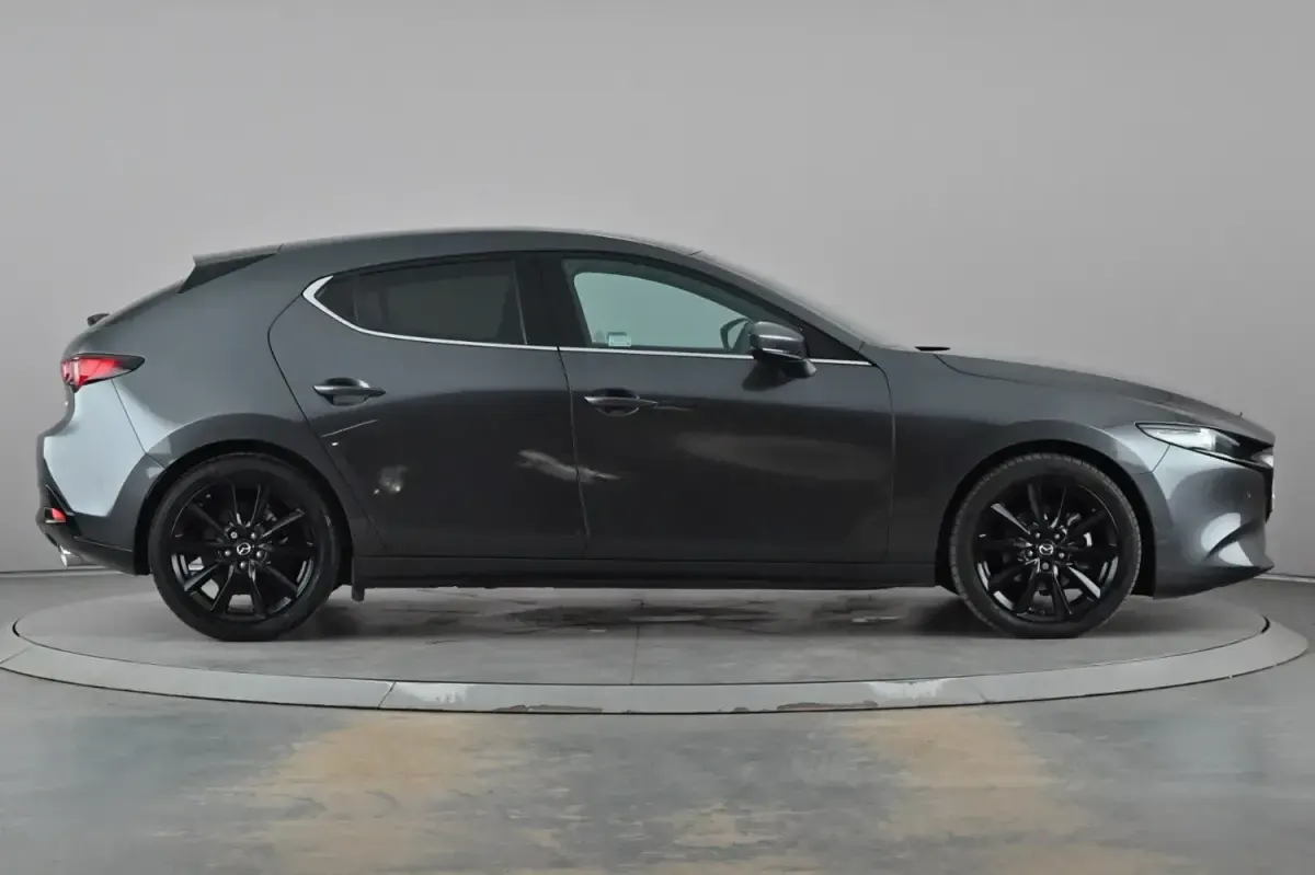 Begagnad Mazda 3 Inclusive 186 HK (136 kW) 2023 Grå Halvkombi