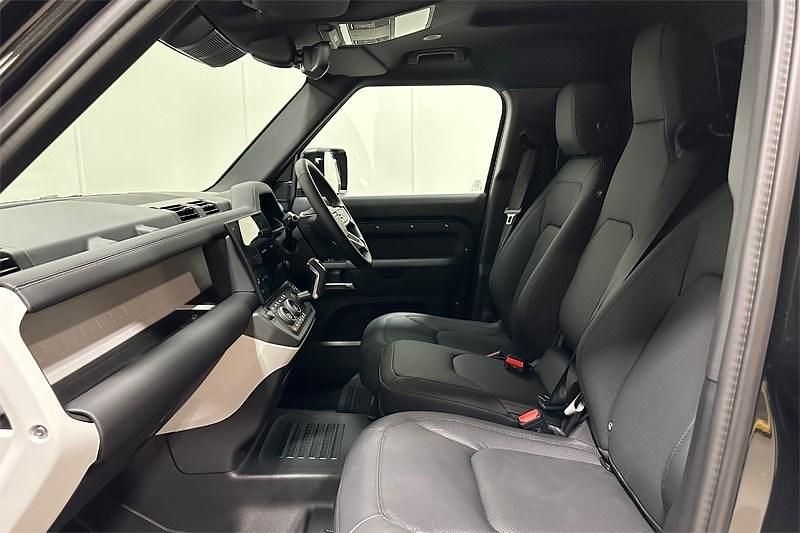 Ny Land Rover Defender SE Dynamic 249 HK (183 kW) 2026 Svart SUV