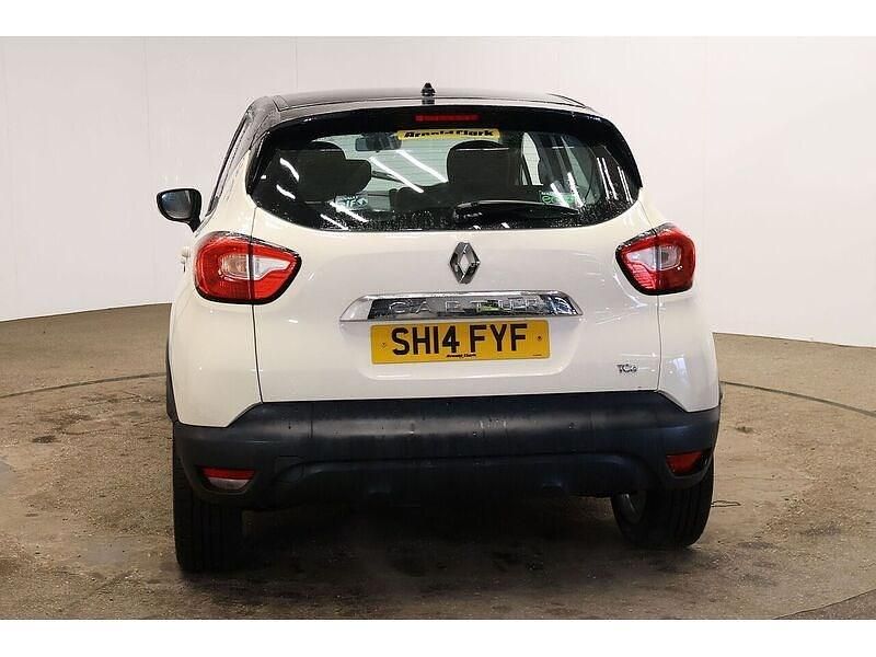 Second-hand Renault Captur Dynamique 90 CP (66 kW) 2014 Bej SUV