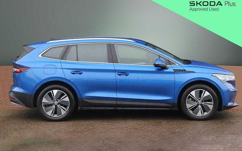 Used Skoda Enyaq iV SportLine 150 kW (204 HP) 2023 Race blue metallic SUV