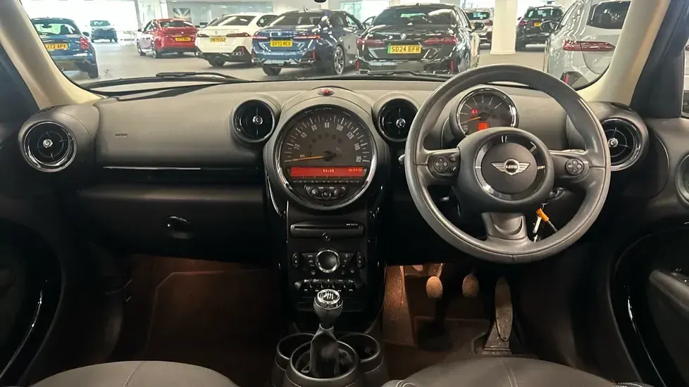 Used Mini Cooper Countryman 120 HP (88 kW) 2016 Grey SUV