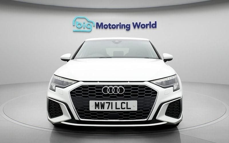 Used Audi A3 Sportback e-tron S-Line 204 HP (150 kW) 2025 Hatchback