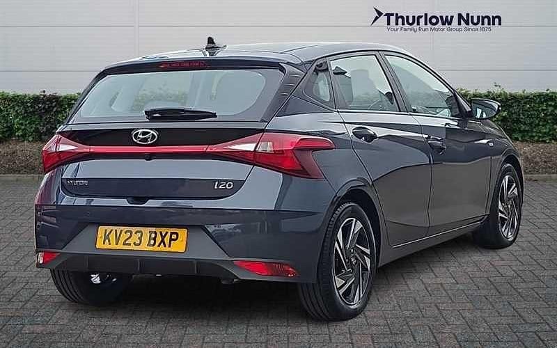 Used Hyundai i20 SE 101 HP (74 kW) 2023 Grey Hatchback