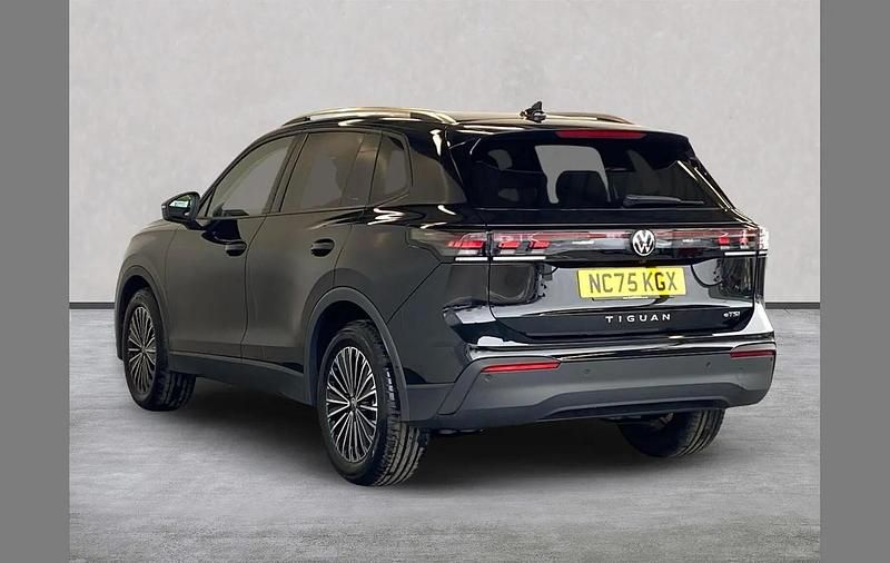 New VW Tiguan Match 128 HP (94 kW) 2026 Black SUV