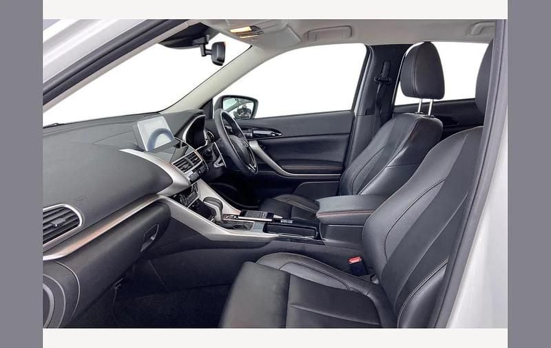 Used Mitsubishi Eclipse Cross 163 HP (119 kW) 2019 White SUV