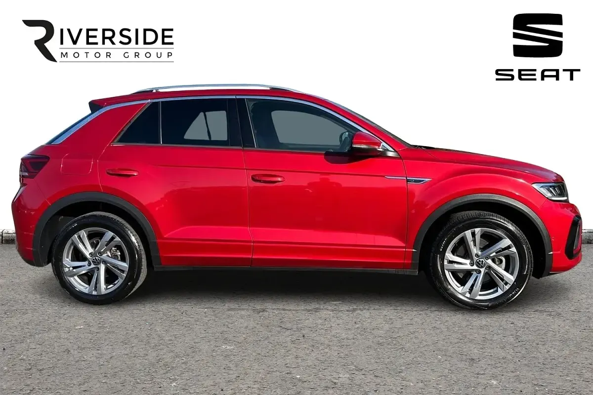 Used VW T-Roc R-line 190 HP (139 kW) 2023 Kings red premium SUV