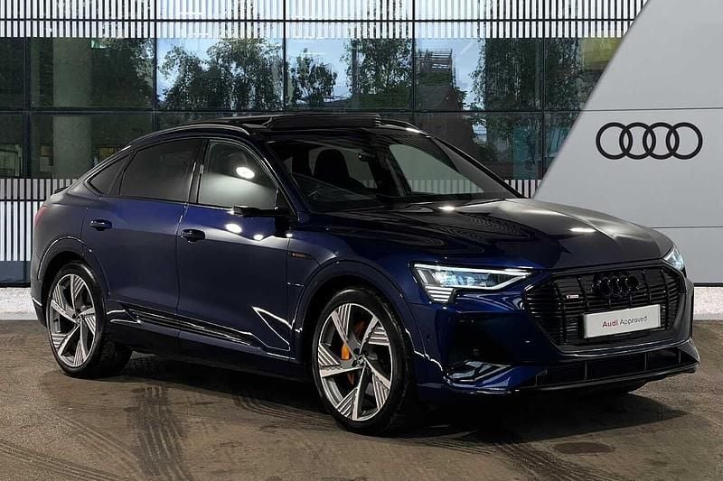 Blue Used 2022 Audi e-tron Sportback Advanced SUV | £38,999 - Image 1/4