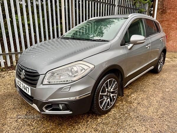Used Suzuki SX4 SZ5 120 HP (88 kW) 2016 Grey Hatchback