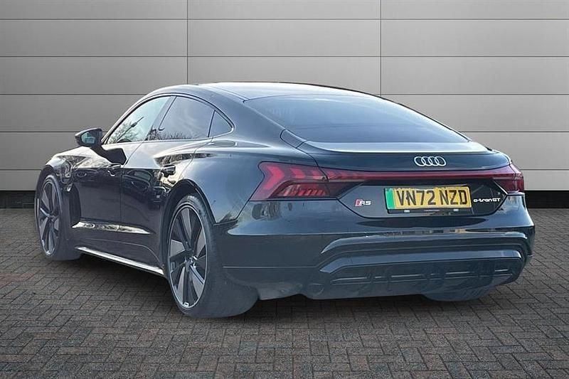 Used Audi e-tron GT quattro Design 475 kW (646 HP) 2023 Mythos black Sedan