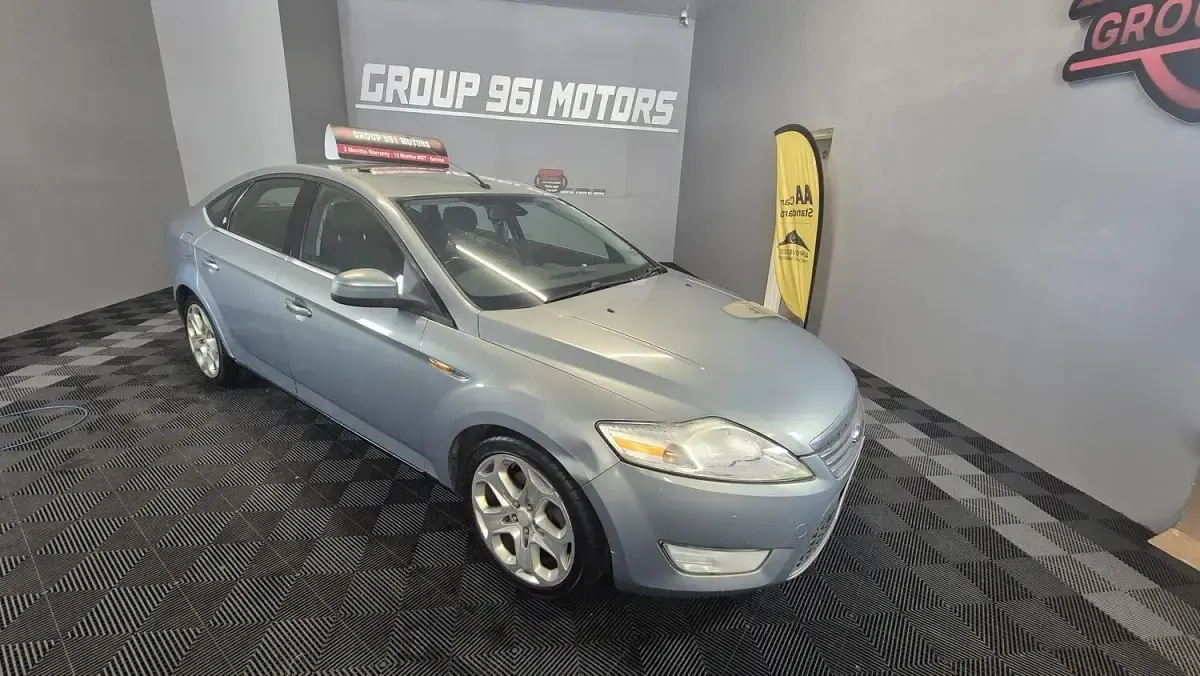 Used Ford Mondeo Ghia 130 HP (95 kW) 2007 Grey Hatchback