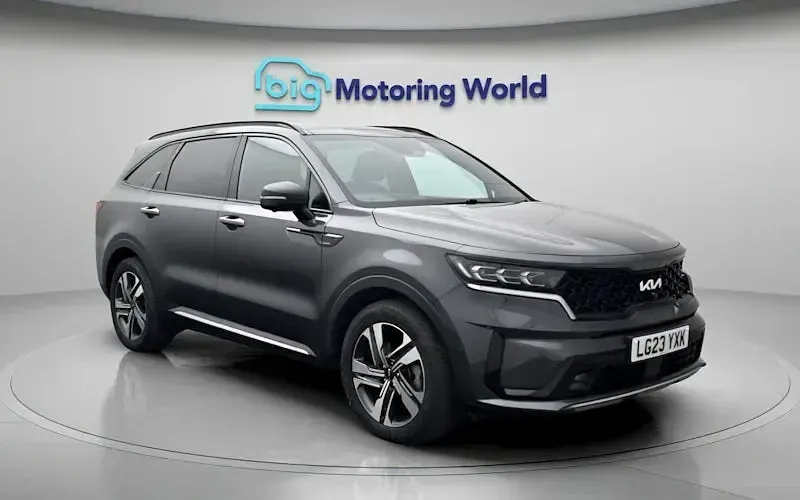 Used Kia Sorento 230 HP (169 kW) 2023 Grey SUV