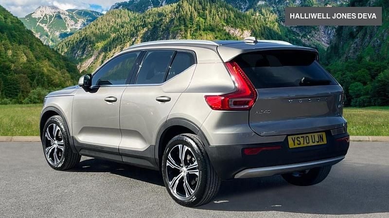Used Volvo XC40 Inscription 194 HP (142 kW) 2020 Grey SUV