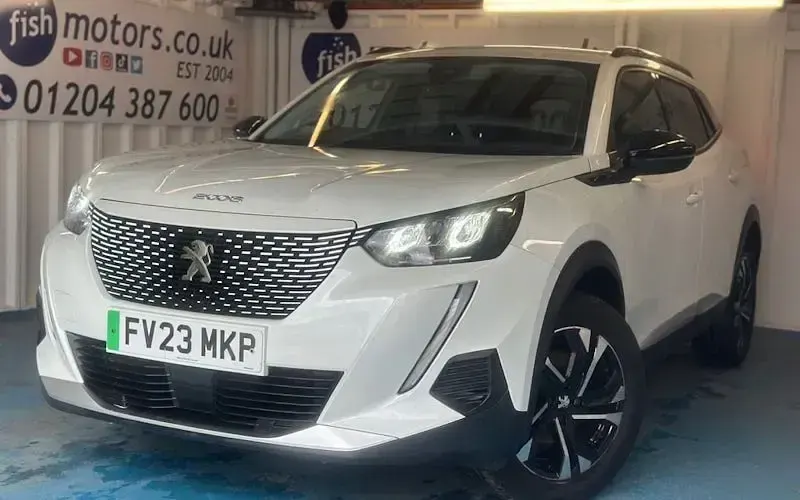 Used Peugeot e-2008 Allure+ 100 kW (136 HP) 2023 SUV