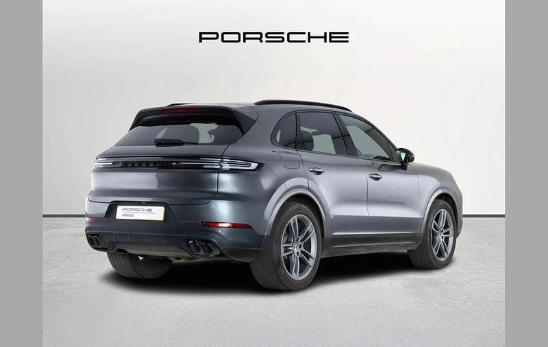 Usado Porsche Cayenne 348 CV (255 kW) 2024 Gris SUV