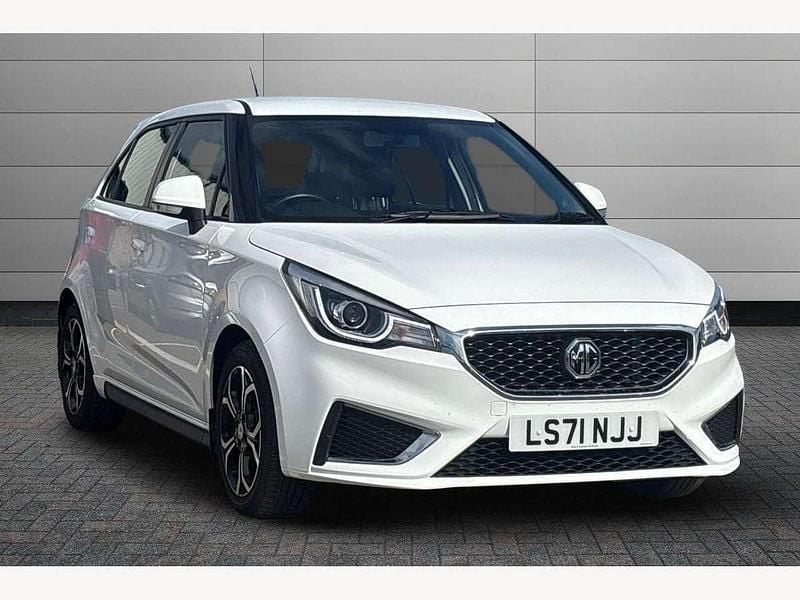 Arctic white Used 2021 MG MG3 Exclusive Hatchback | £9,990 (Fair price) - Image 1/3