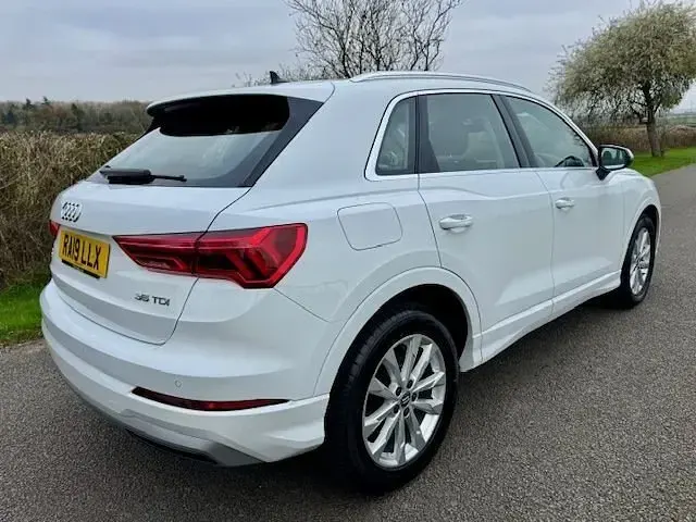 Used Audi Q3 Sport 150 HP (110 kW) 2019 White SUV