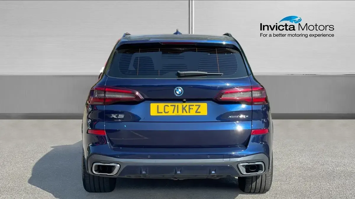 Used BMW X5 M Sport 394 HP (289 kW) 2021 Blue SUV