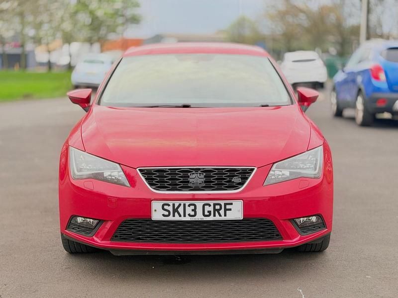 Used Seat Leon SE 110 HP (80 kW) 2013 Red Hatchback