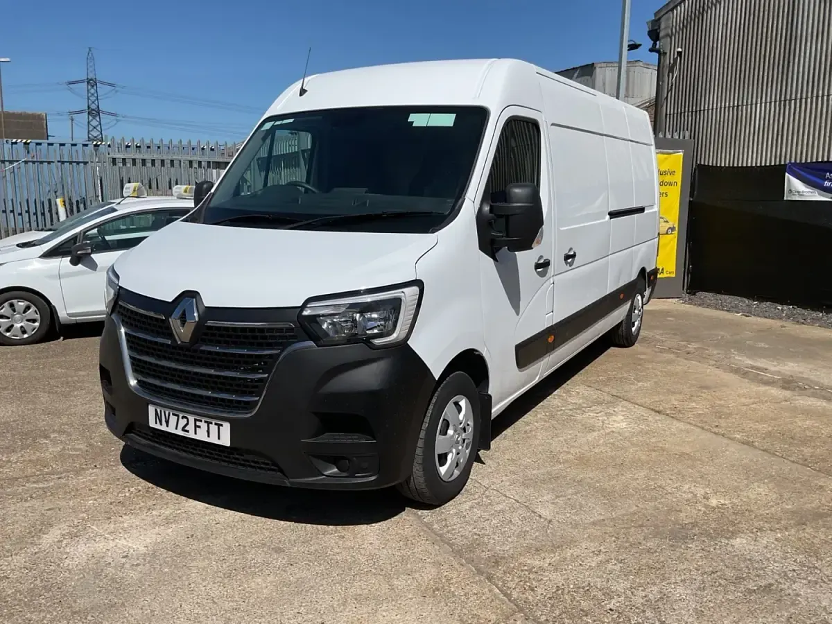 Używany Renault Master Business 2022 Biały Minivan